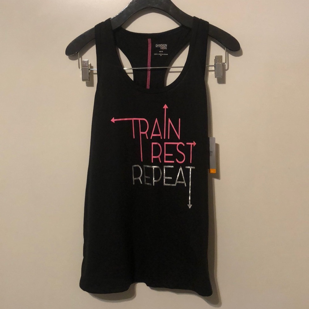 Danskin Now active top. Train, rest, repeat tank top. Size M